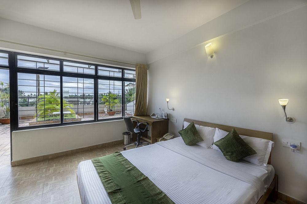 Urban Oasis Apartment ไมซอร์ ภายนอก รูปภาพ