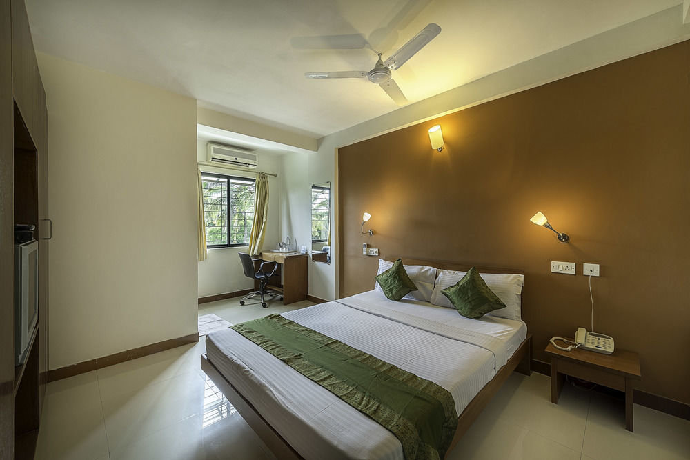 Urban Oasis Apartment ไมซอร์ ภายนอก รูปภาพ