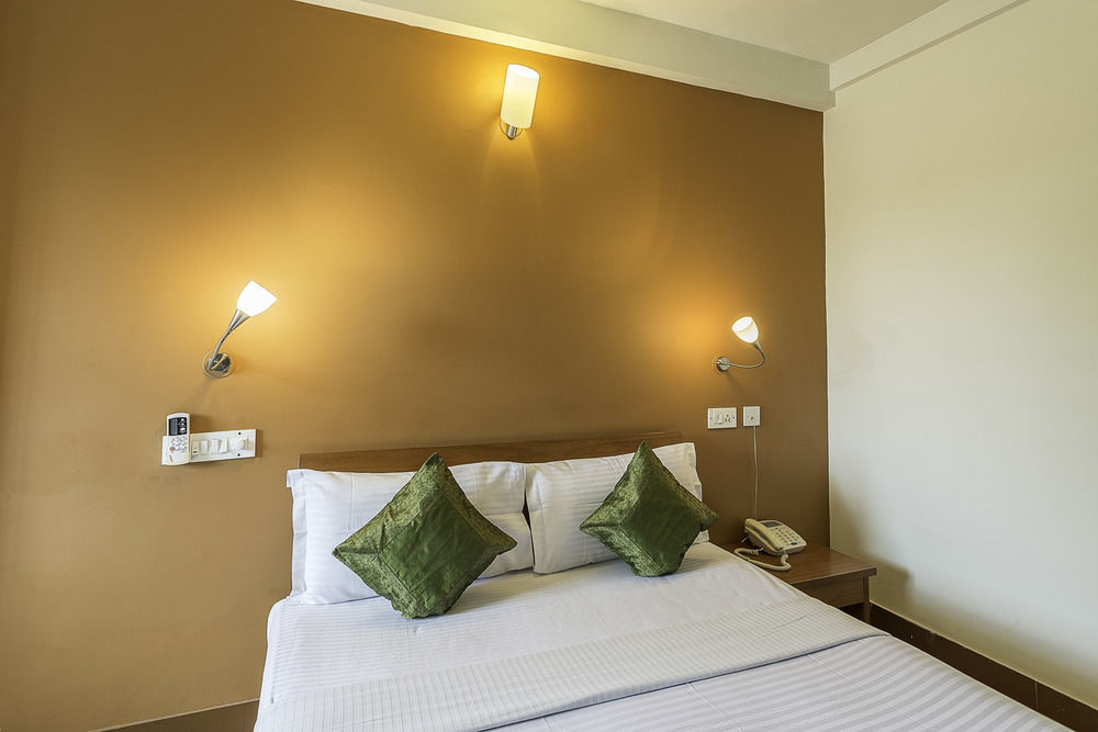 Urban Oasis Apartment ไมซอร์ ภายนอก รูปภาพ